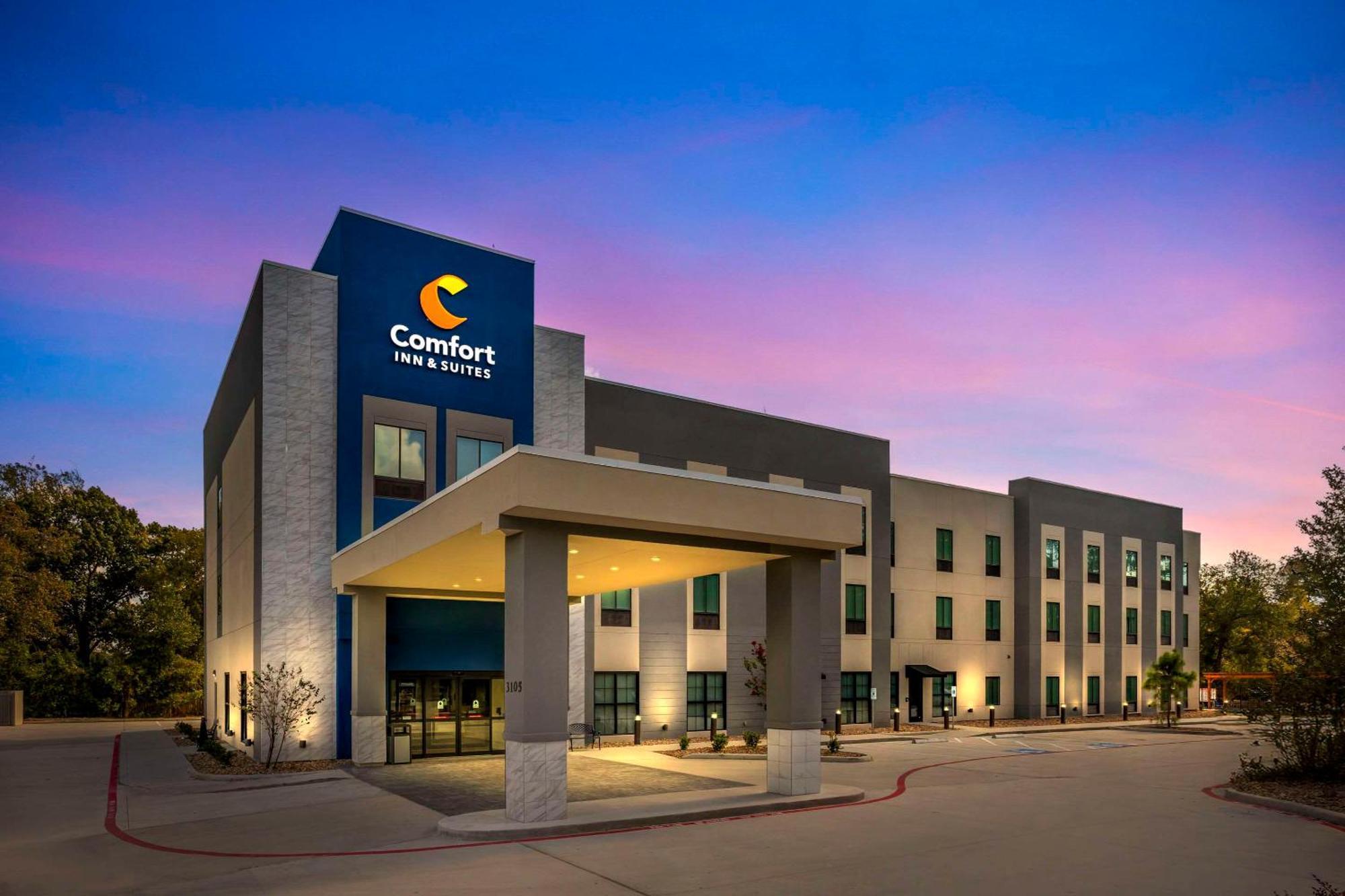 Comfort Inn & Suites Huntsville Near University ภายนอก รูปภาพ